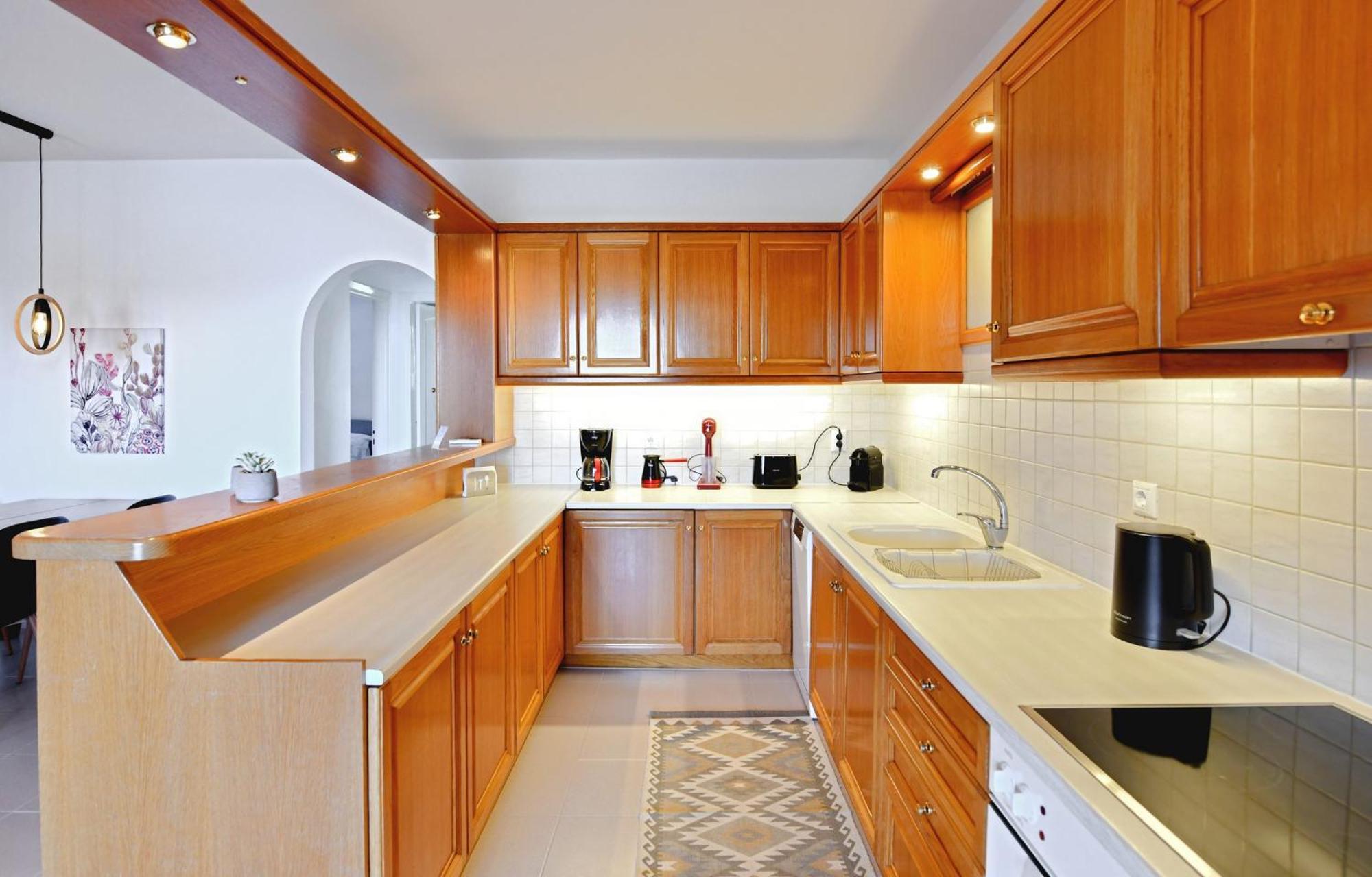 Amazing 2 Bedroom Apartment Overlooking The Marina Of Vourkárion מראה חיצוני תמונה